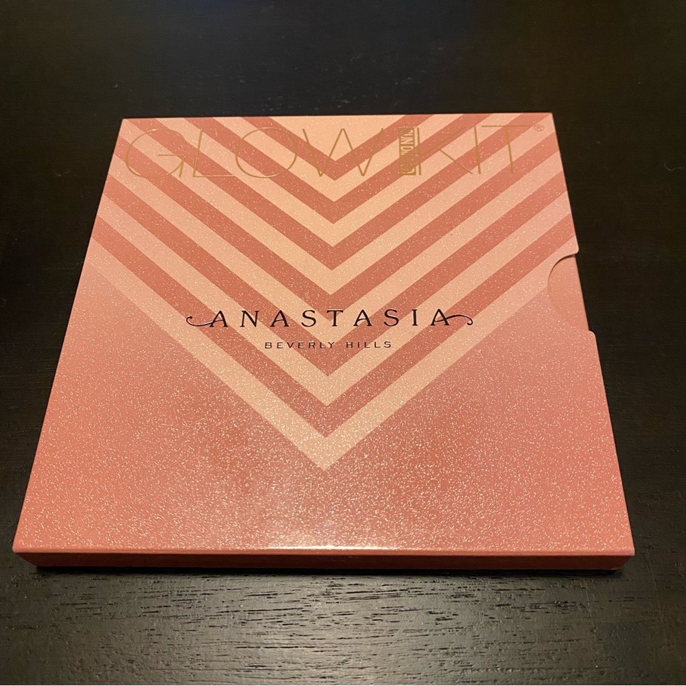 Anastasia Beverly Hills Sun Dipped Glow Kit